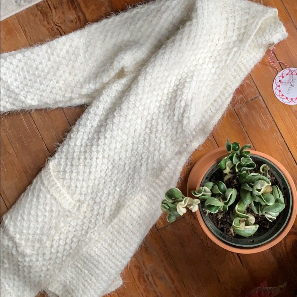 Umgee brand new fuzzy knit cardigan